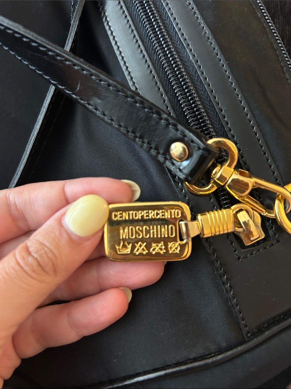 RARE Moschino Black Bag Peace love and smiley - Picture 4 of 7
